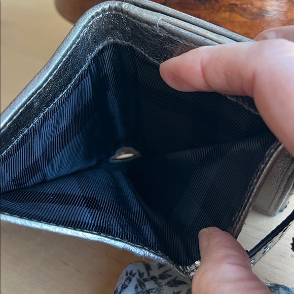 BURBERRY Quilted Patent Leather Wallet - Picture 7 of 12